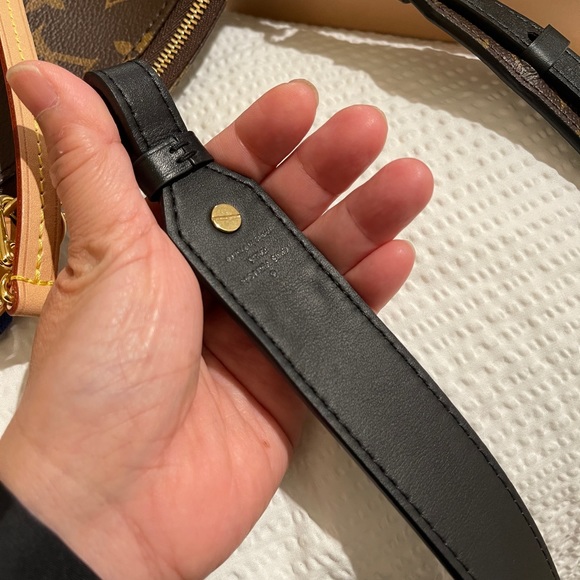 🚫SOLD🚫Louis Vuitton Strap XL - Picture 6 of 6